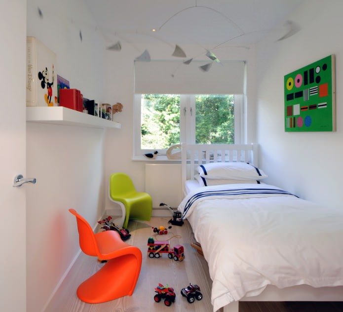 boy's room in white