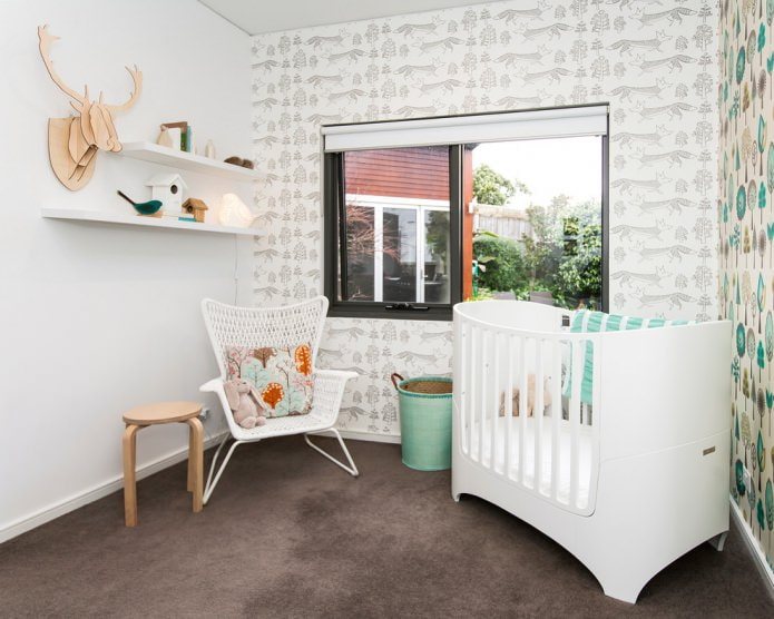 compact crib for a newborn
