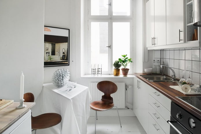 planning of a small kitchen