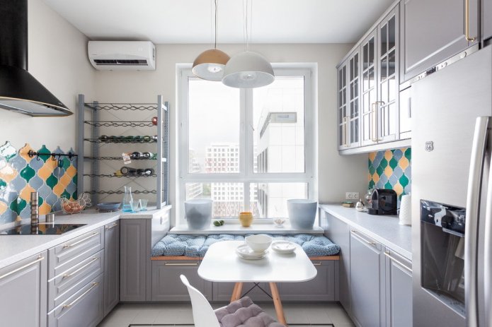 kitchen area of 6 square meters with a sofa