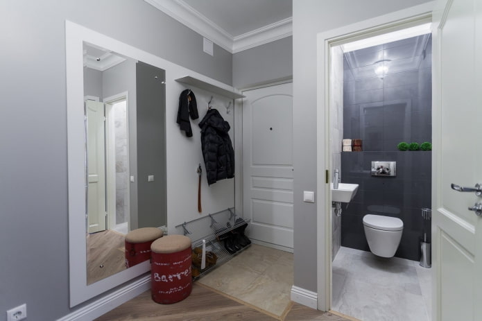 enlarging the hallway in a Khrushchev apartment
