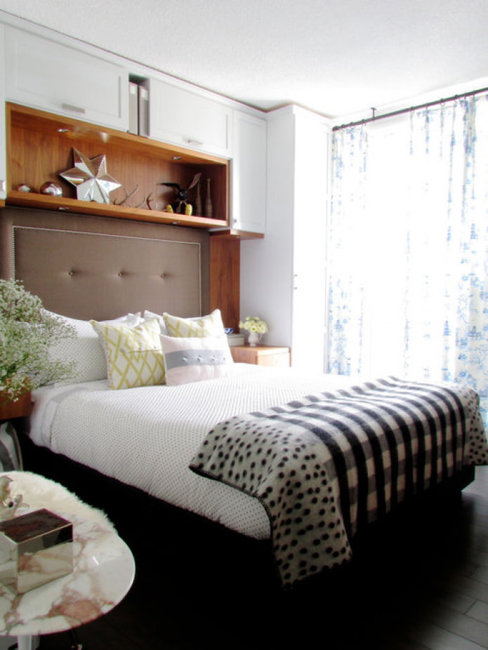 a niche of closets in the bedroom