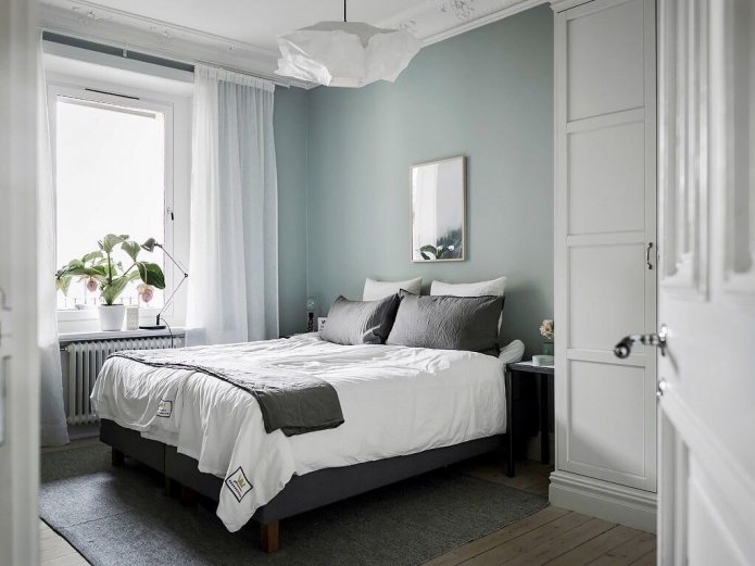 soft mint walls