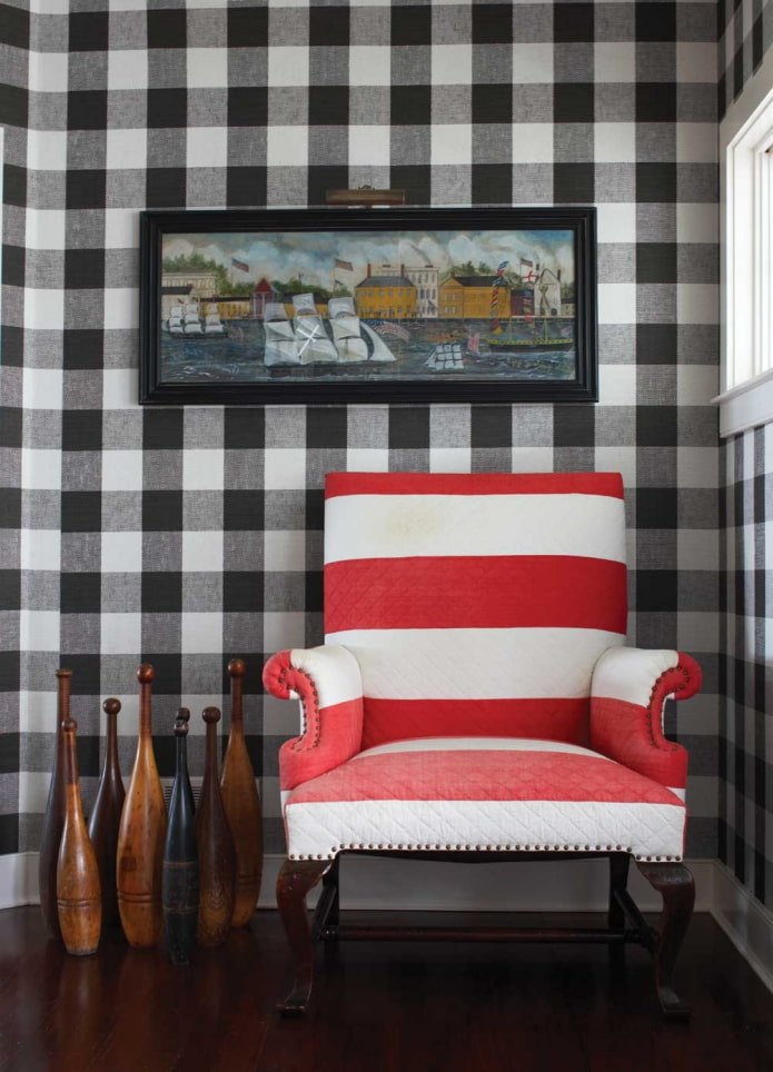 checkered wallpaper in the interior