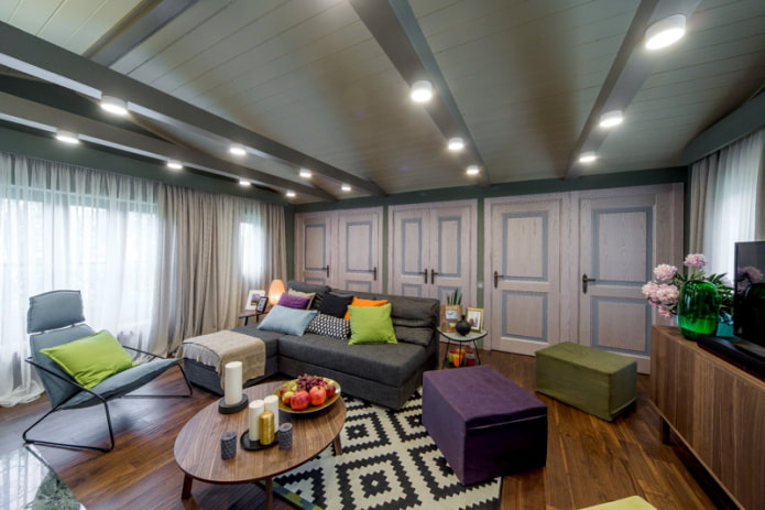 Spotlights mounted in the beams on the ceiling