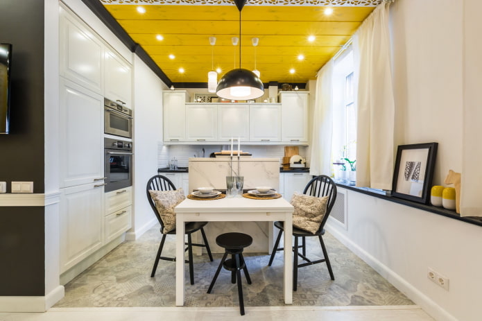 yellow ceiling in the interior