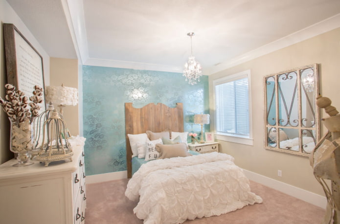 Combination of blue with shades of beige