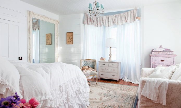 curtains in the style of shabby chic