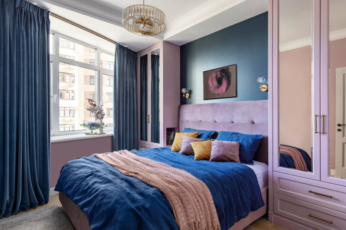 bedroom in pink tones
