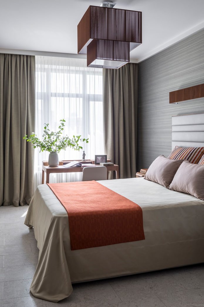 fresh flowers in the bedroom