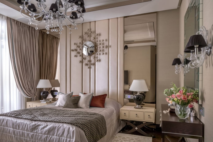 Mirrors in the bedside area