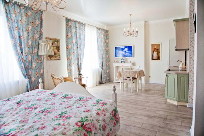 Studio in the Provence style