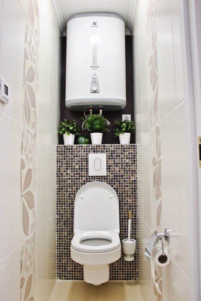 plumbing in the interior of the toilet in a Khrushchevka apartment