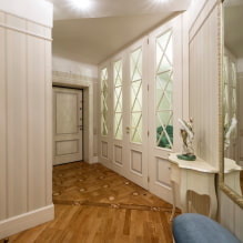 How to decorate the interior of a narrow hallway?-5