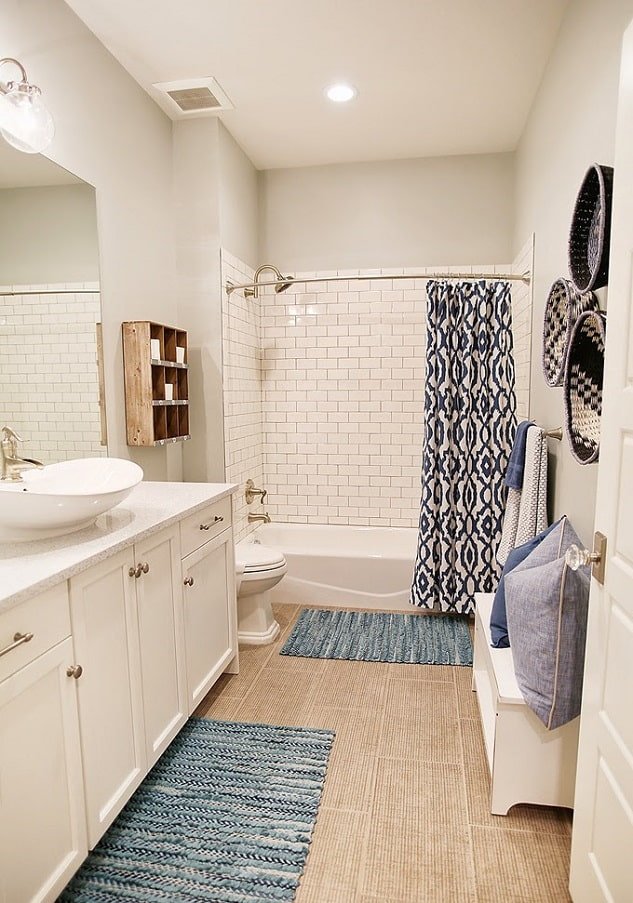 bright curtain for the bathroom