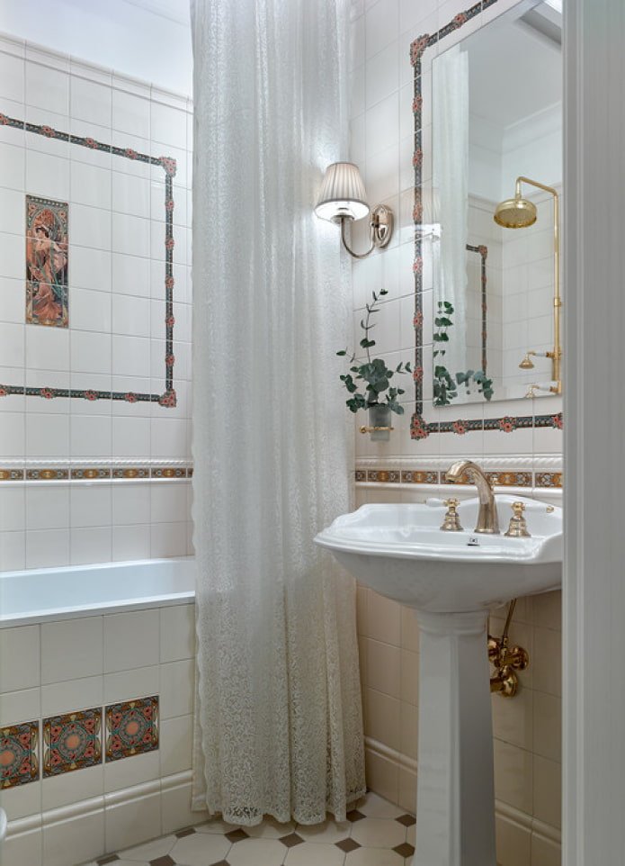 bathroom in a classic style