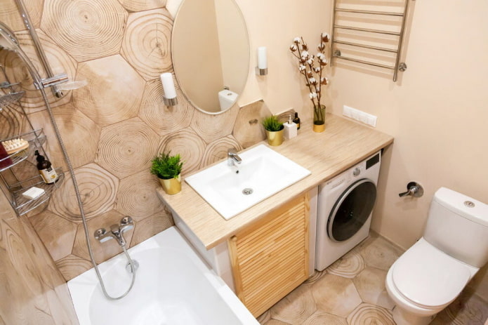 wood-like tiles in the bathroom