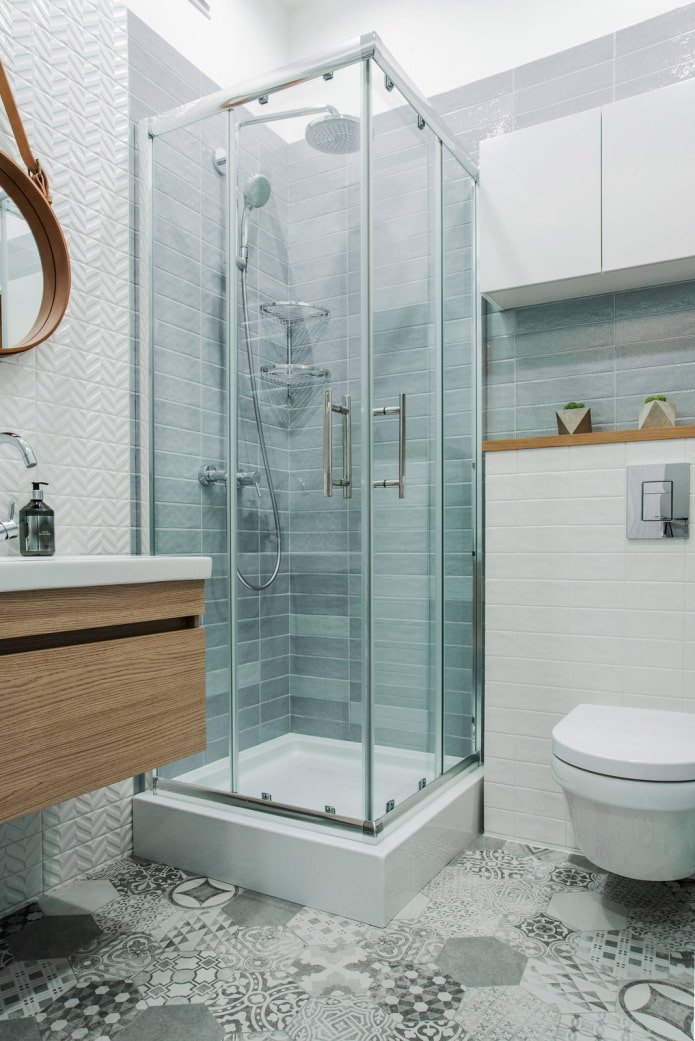 Bathroom in gray and blue tones