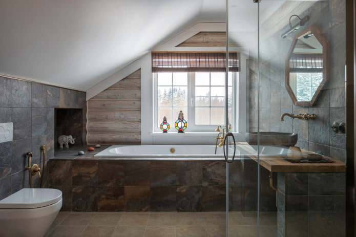roller blinds in the bathroom