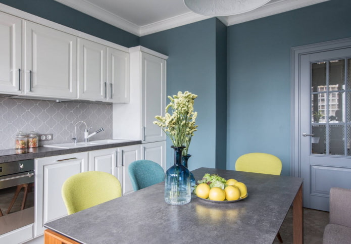 Linear kitchen in pastel colors with a box in the corner