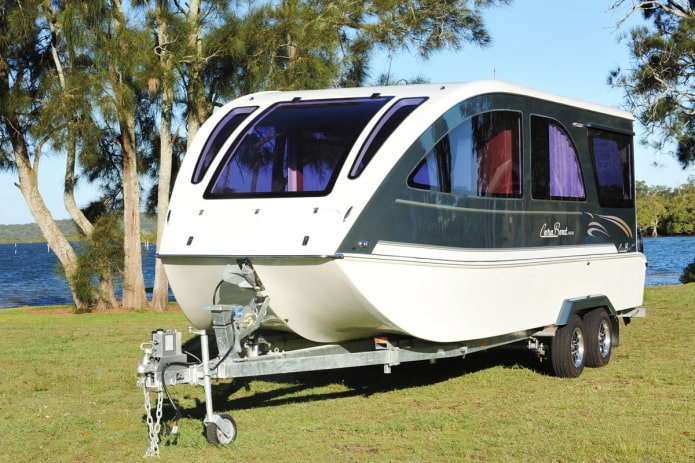 unusual motorhome on wheels