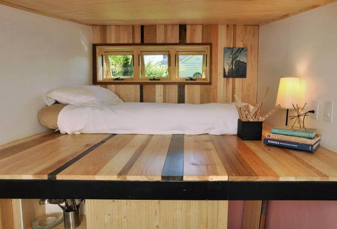 motorhome on wheels