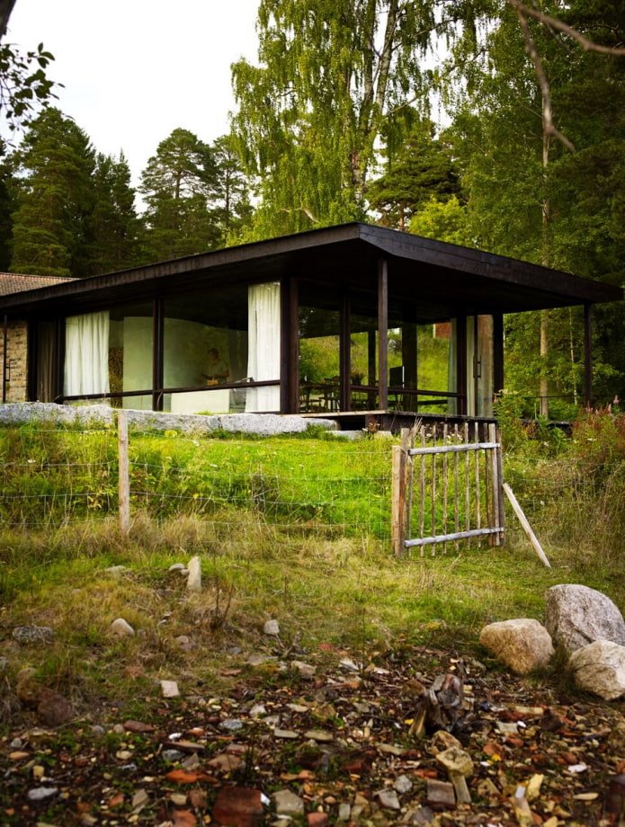 Panoramic walls