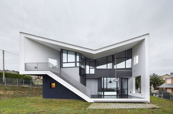 two-story house in high-tech style
