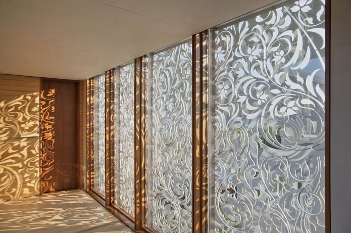 Openwork windows