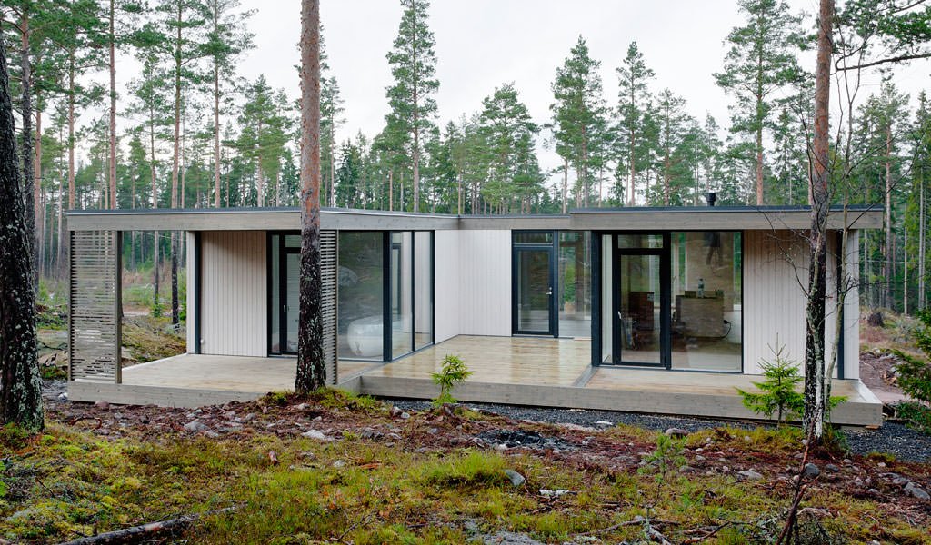 one-story house with panoramic windows