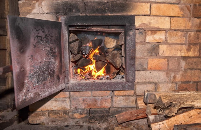 Soot from coniferous firewood