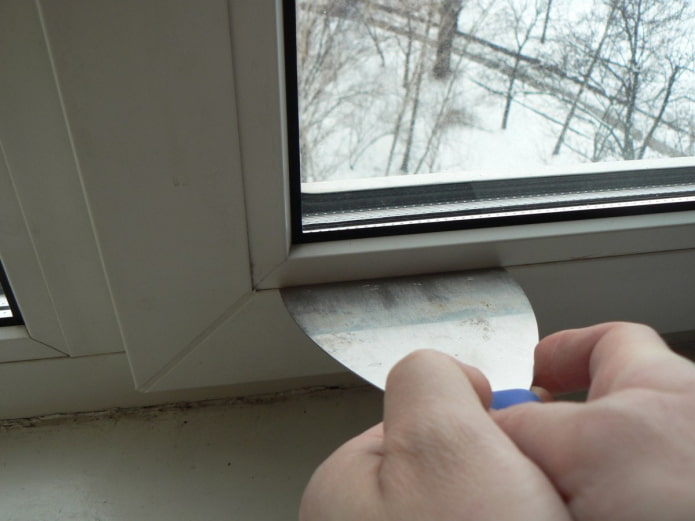 how to remove a window glazing bead