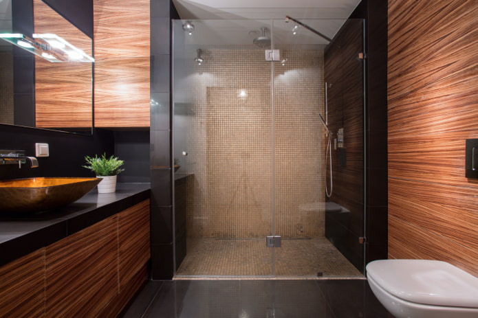 shower without a tray made of tiles