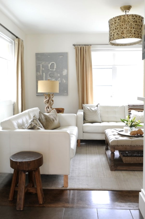 white sofas sideways to each other