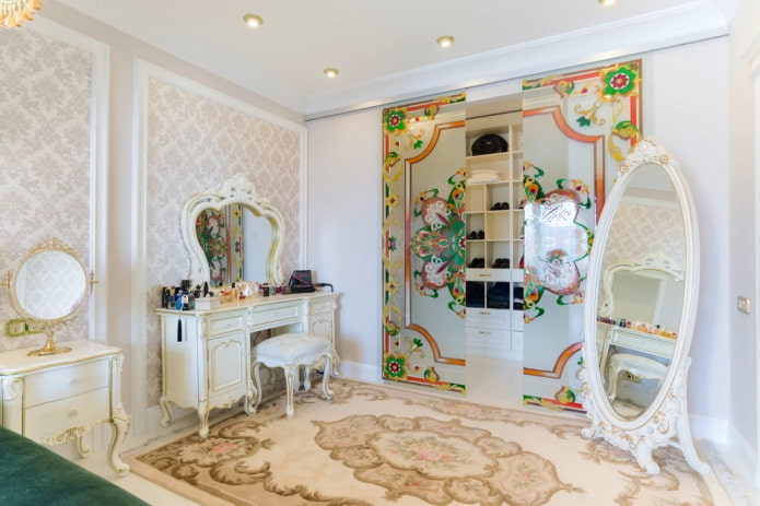 Built-in wardrobe in a classic style