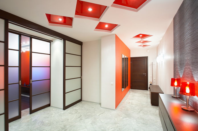 sliding doors in the hallway interior