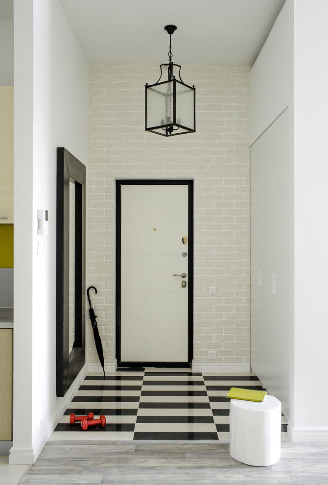 Entrance door
