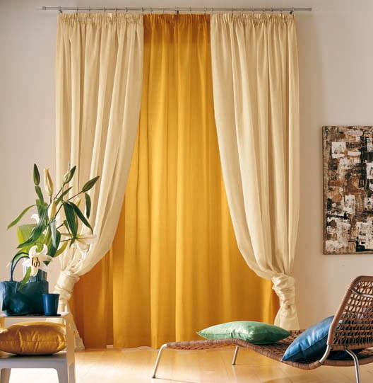 curtain decor in the form of a knot