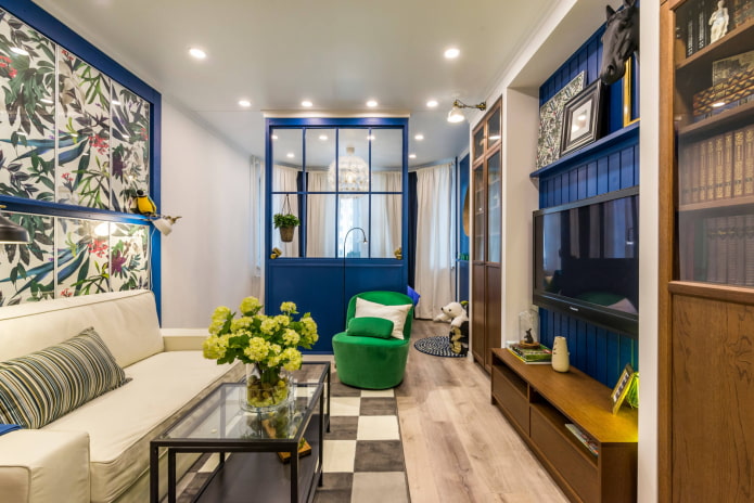 Living room with a blue screen