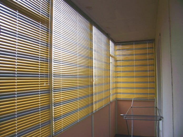 two-color horizontal blinds on the balcony