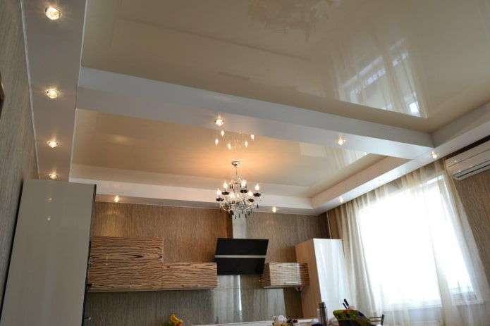 two-level tension structure with a central beam