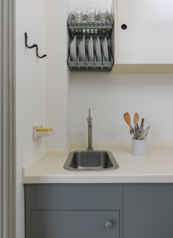 storage by the sink