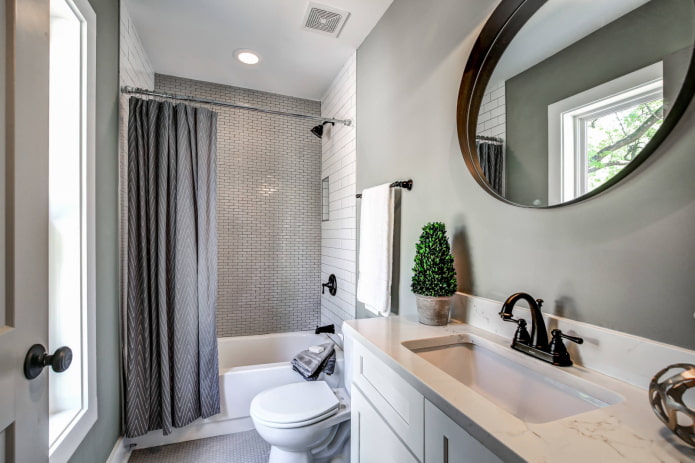 Combined bathroom