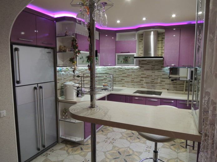 bar counter in the kitchen