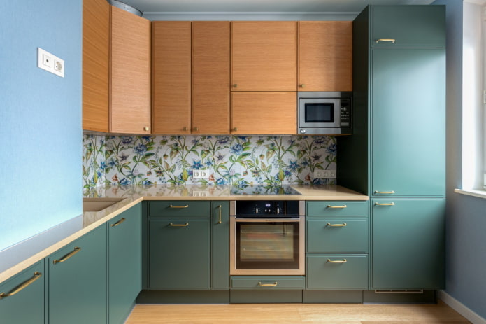 wallpaper in the decoration of the kitchen apron