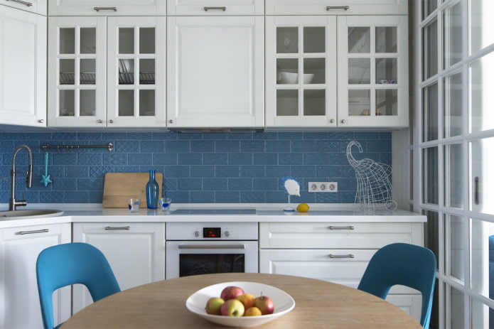 ceramic tiles in the kitchen backsplash