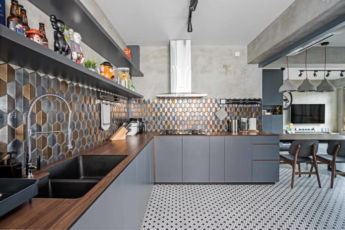 metal in the decoration of the kitchen apron