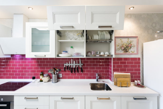 apron size in the kitchen interior