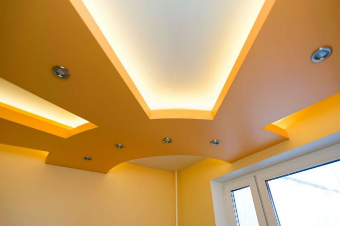 figured ceiling structure in the corner
