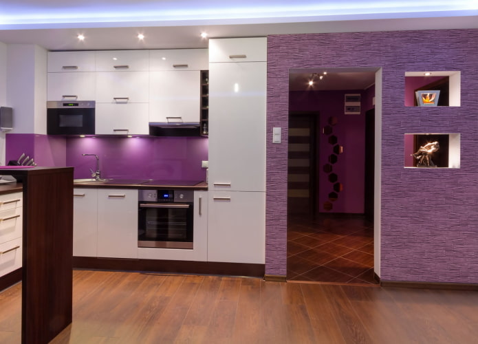 kitchen decoration in purple tones